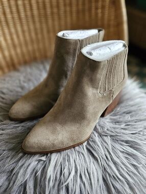 New No Box 1.State Beige Suede Leather Block Heel Pointed Toe Ankle Booties 7.5